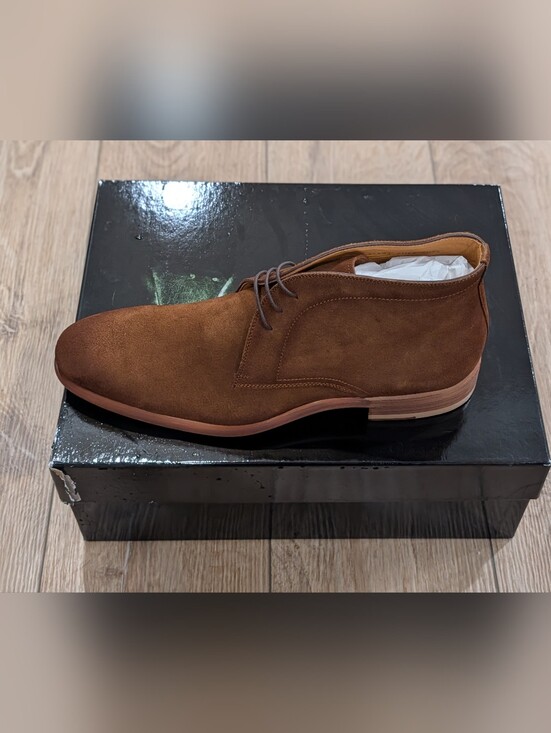 $495 Mens Magnanni Suede Chukka Boots Cognac US 9.5 main image 5